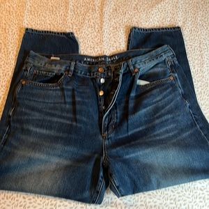 American Eagle High rise girlfriend